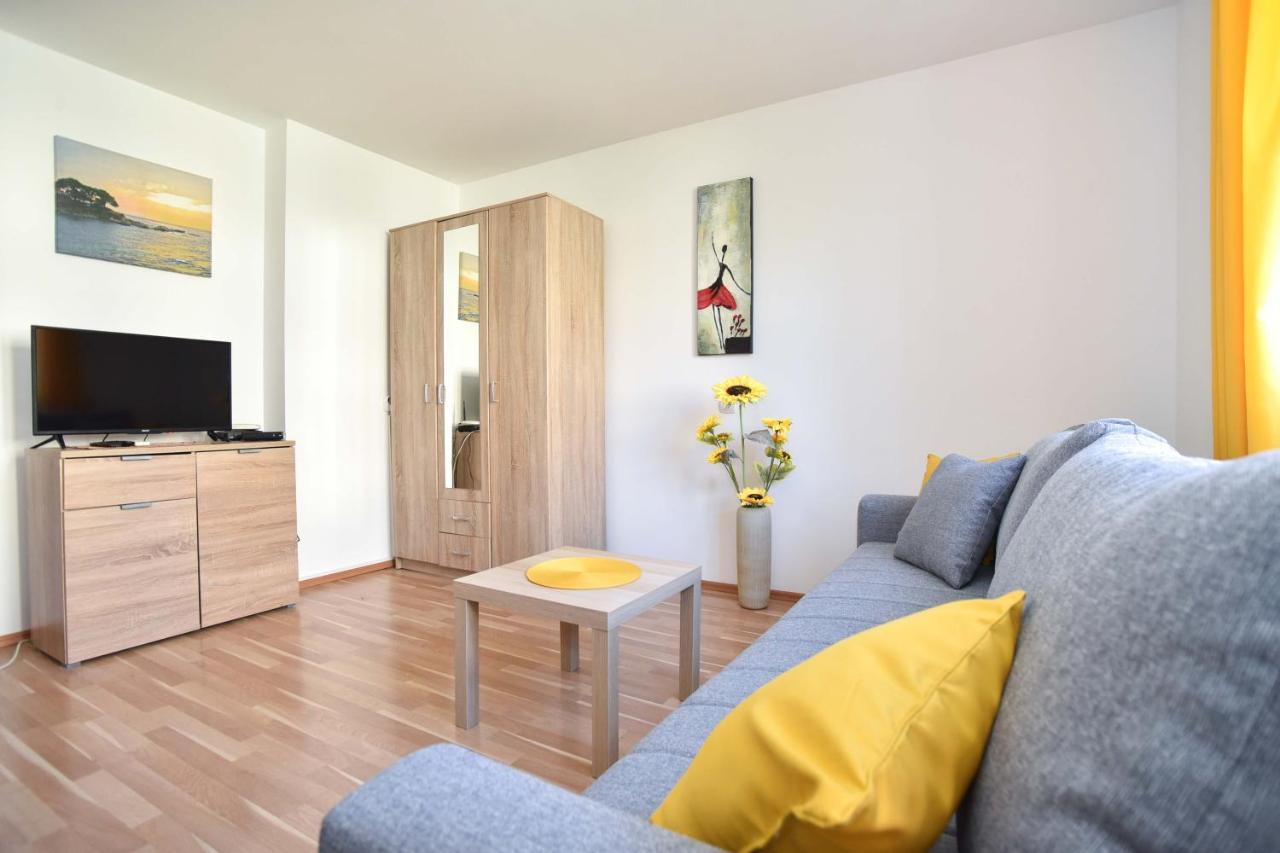 Apartment Near Old Town Budva Buitenkant foto