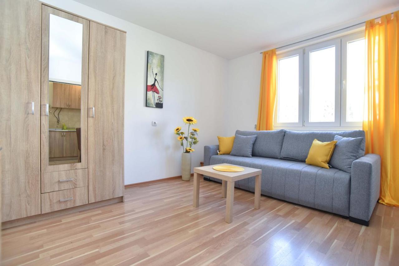 Apartment Near Old Town Budva Buitenkant foto