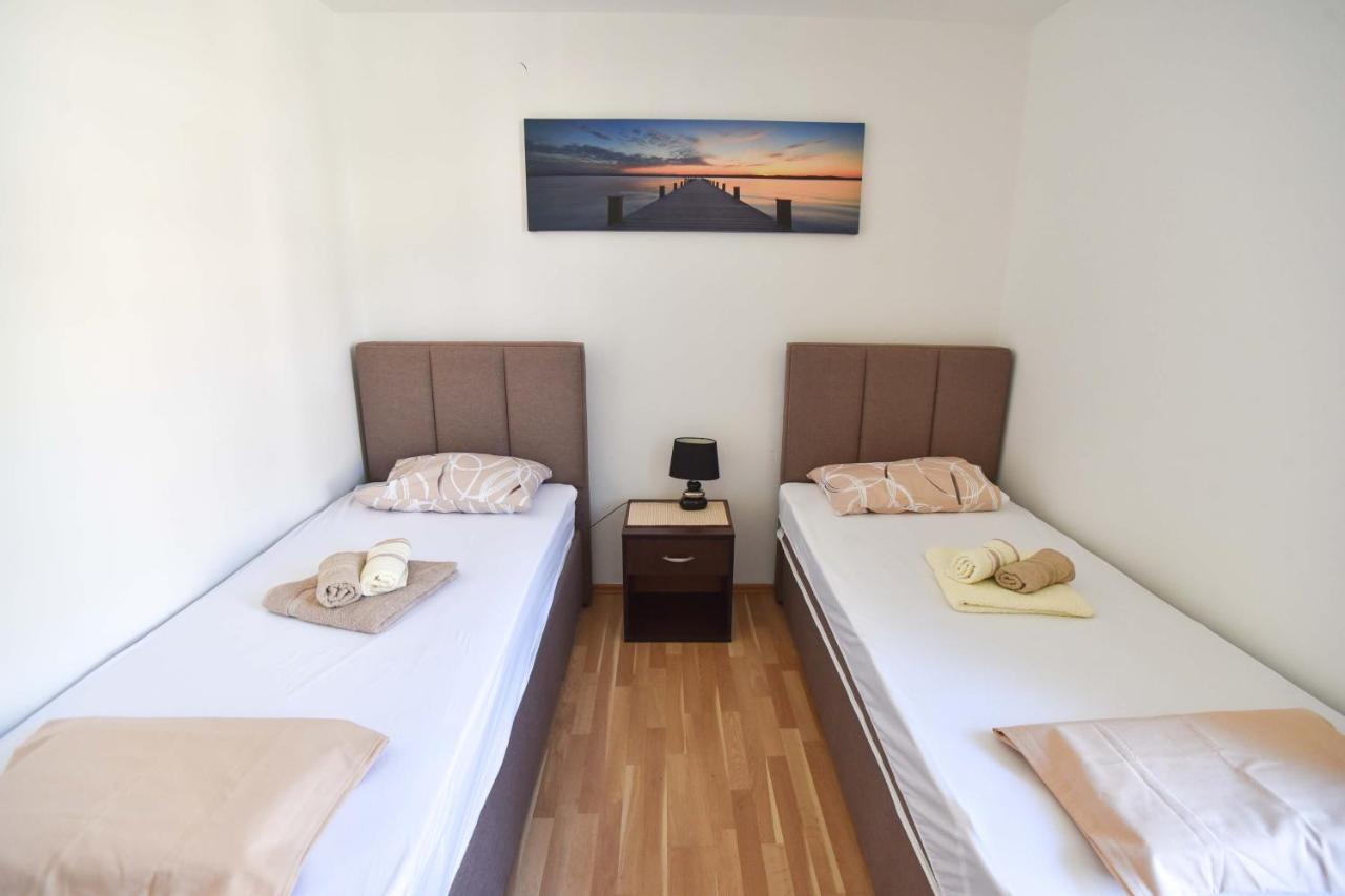 Apartment Near Old Town Budva Buitenkant foto